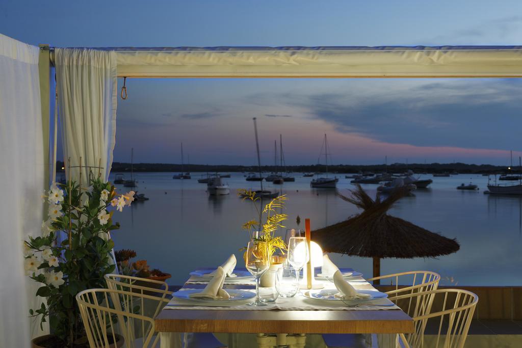 Hostal La Savina Ngoại thất bức ảnh